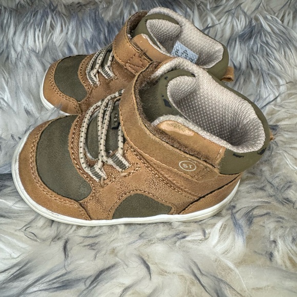 Toddler Shoes set of 3 - Picture 2 of 8